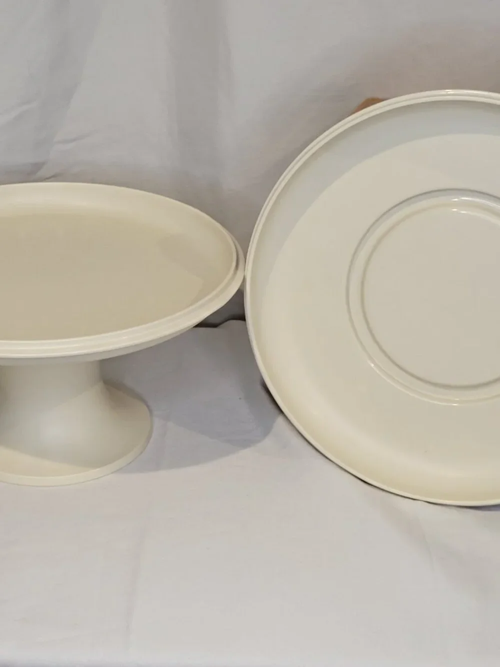 Vintage Tupperware Serve i All Pedestal Server & Suzette Divided Plate